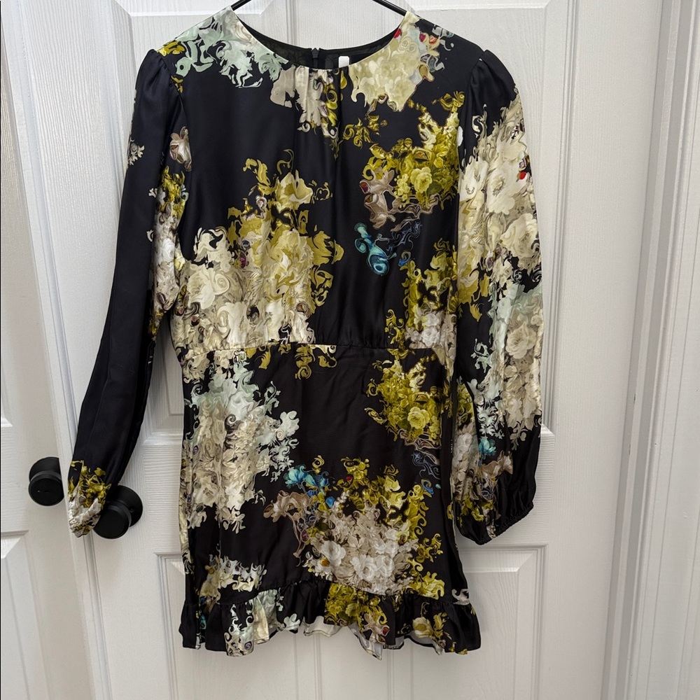Cynthia Rowley Artistic Black and Gold Long Sleeve Dress